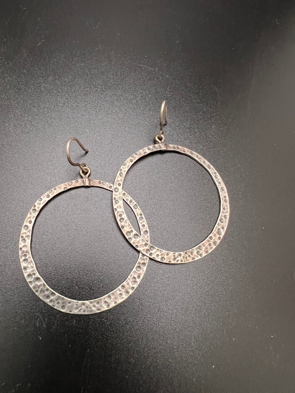 VTG Silpada round hammered hoop earrings oxidized sterling silver boho western